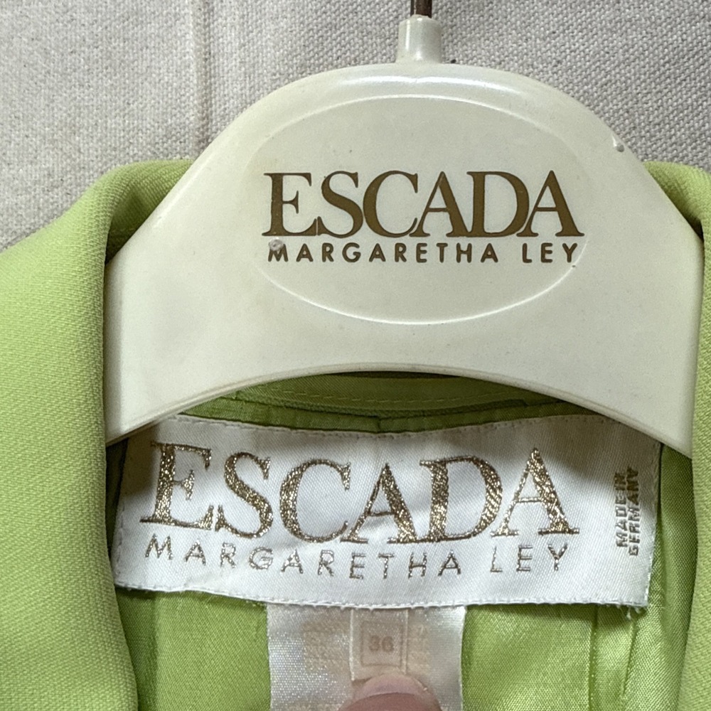 Escada Vintage Green Tweed Skirt Suit Set Confetti Tweed Knit Sz 36 - Picture 2 of 16